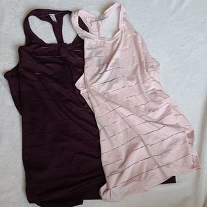 Athleta Workout Tops size M